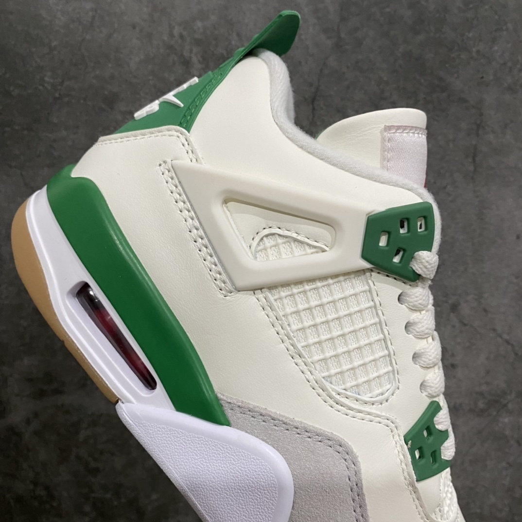  AJ4 Sneaker SH528211
