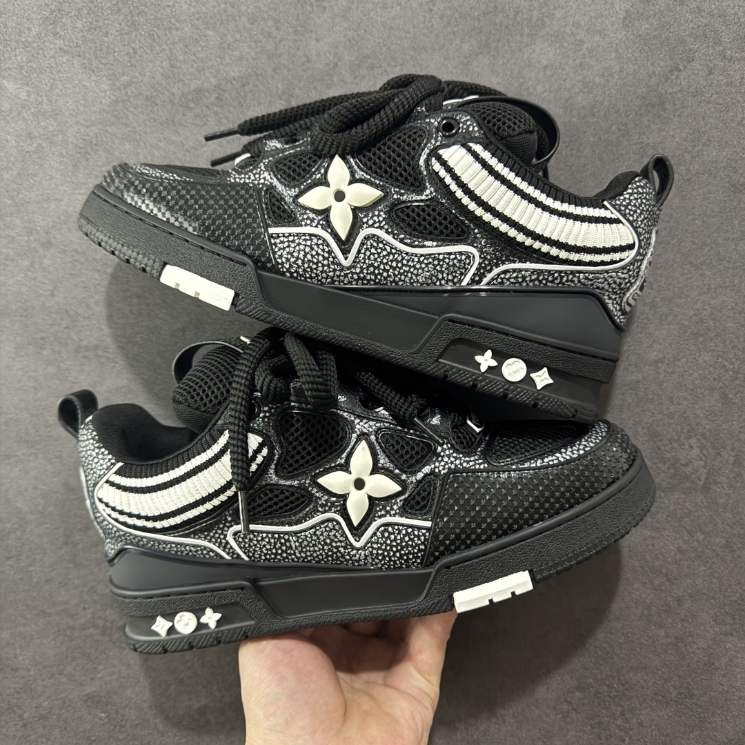 Louis Vuitton casual