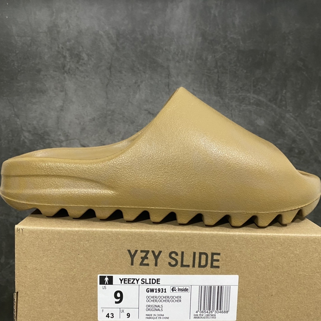 Adidas slippers  T538013