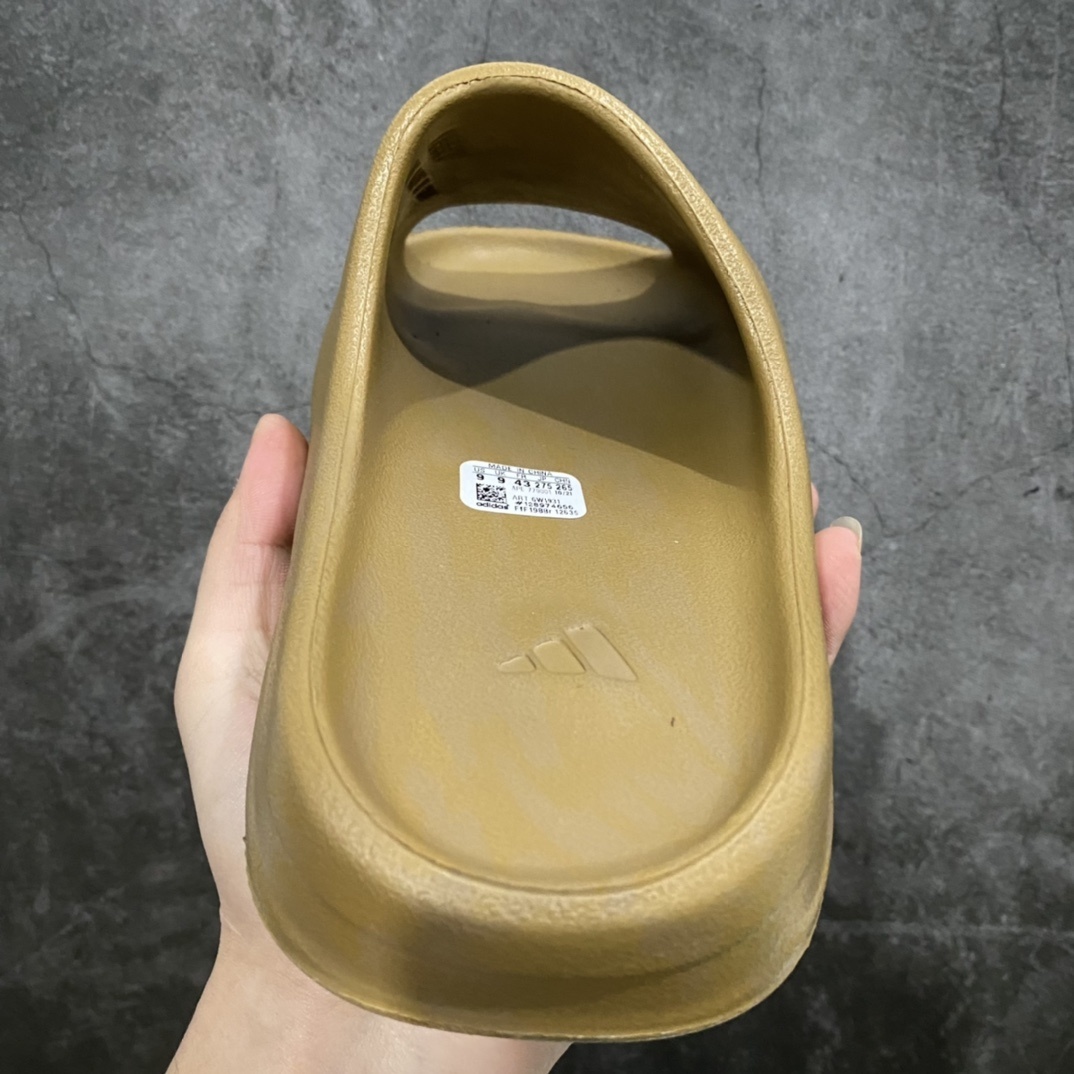 Adidas slippers  T538013