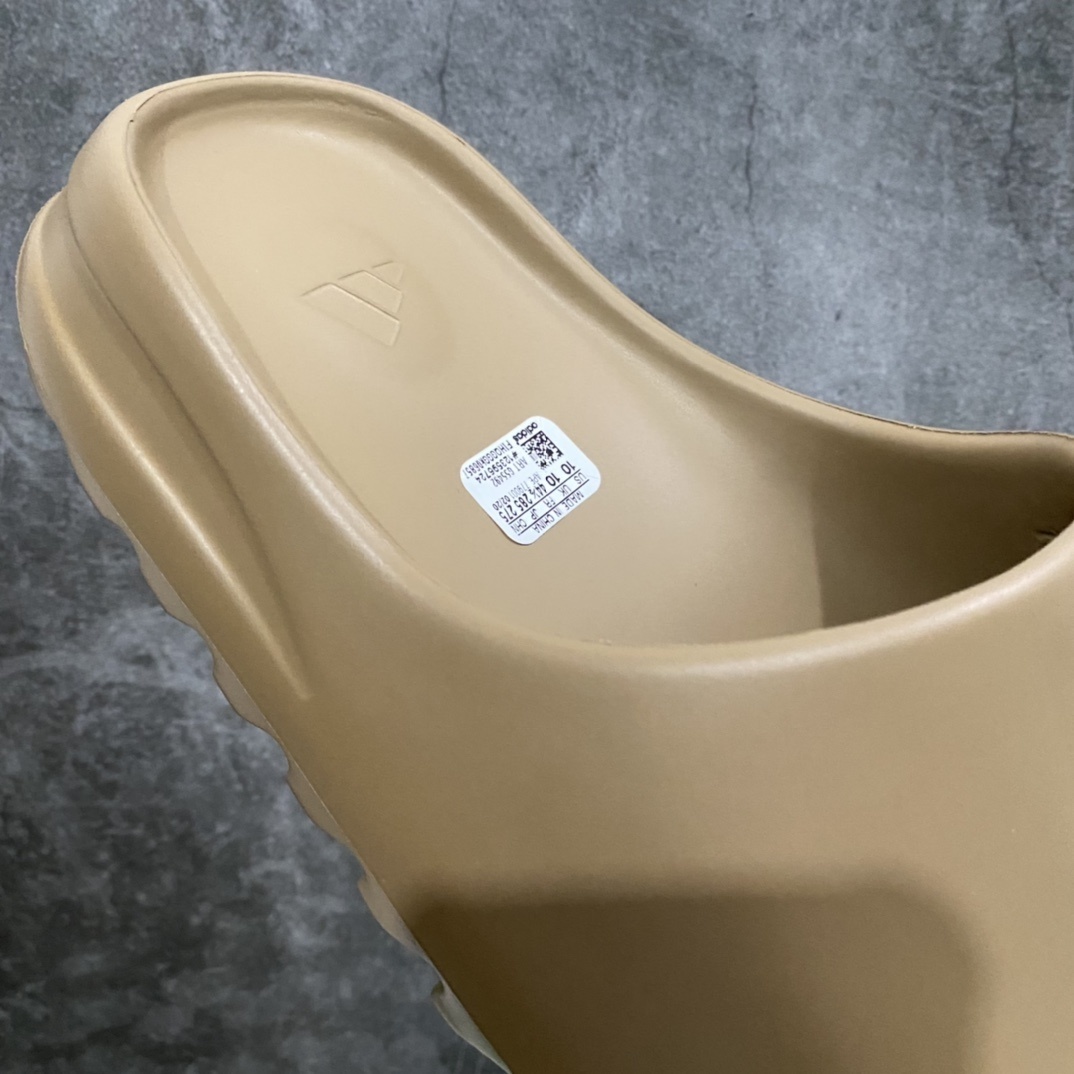 Adidas slippers  T538015
