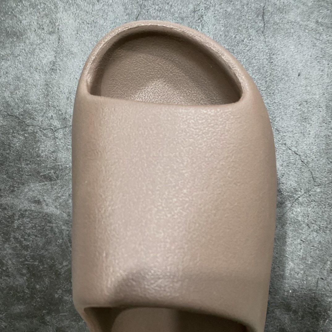 Adidas slippers T538018