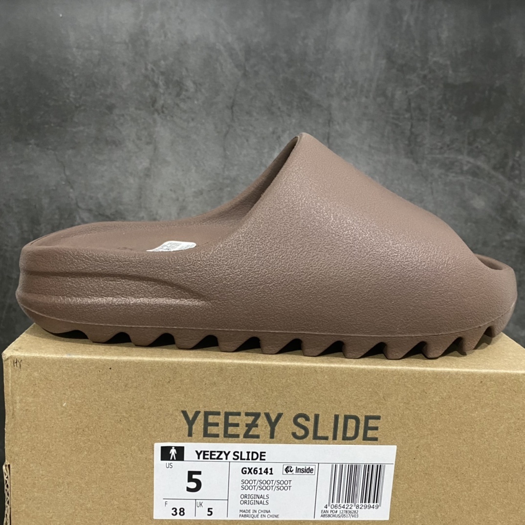Adidas slippers T538018
