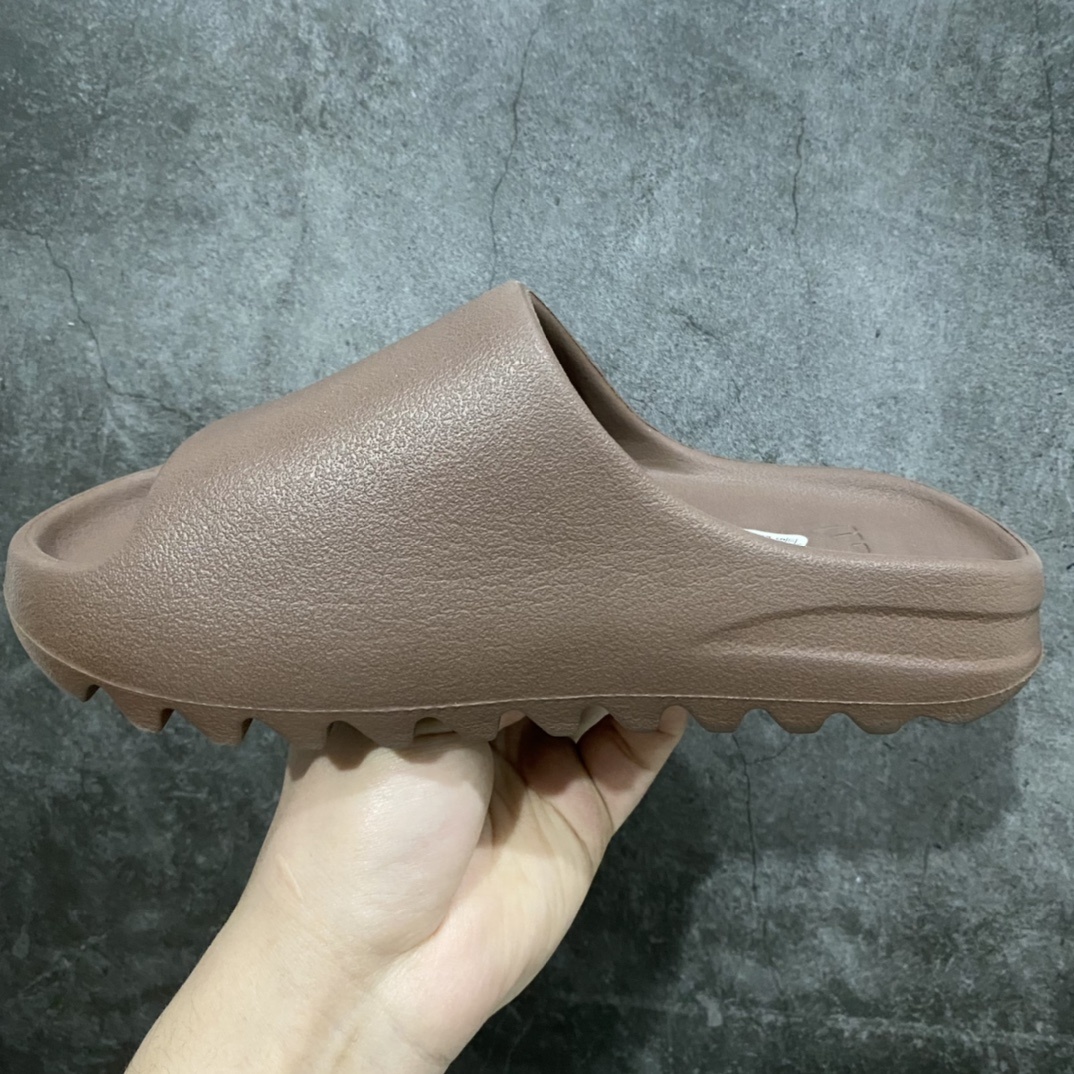 Adidas slippers T538018
