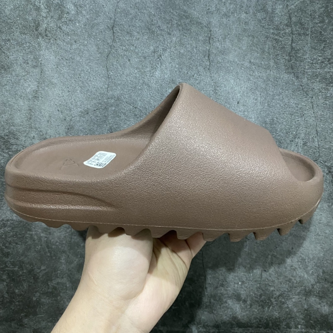 Adidas slippers T538018