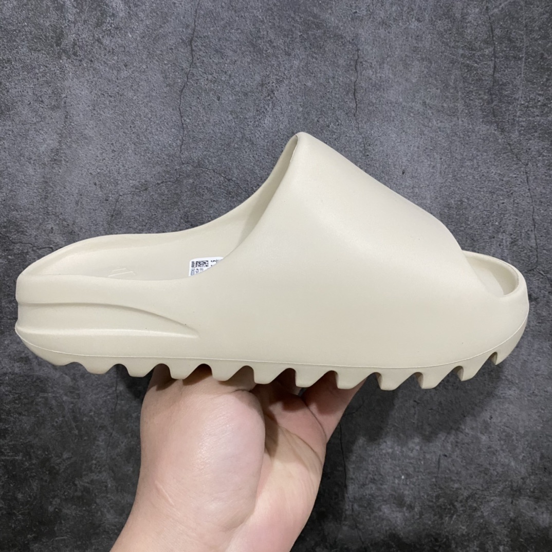 Adidas slippers T538020
