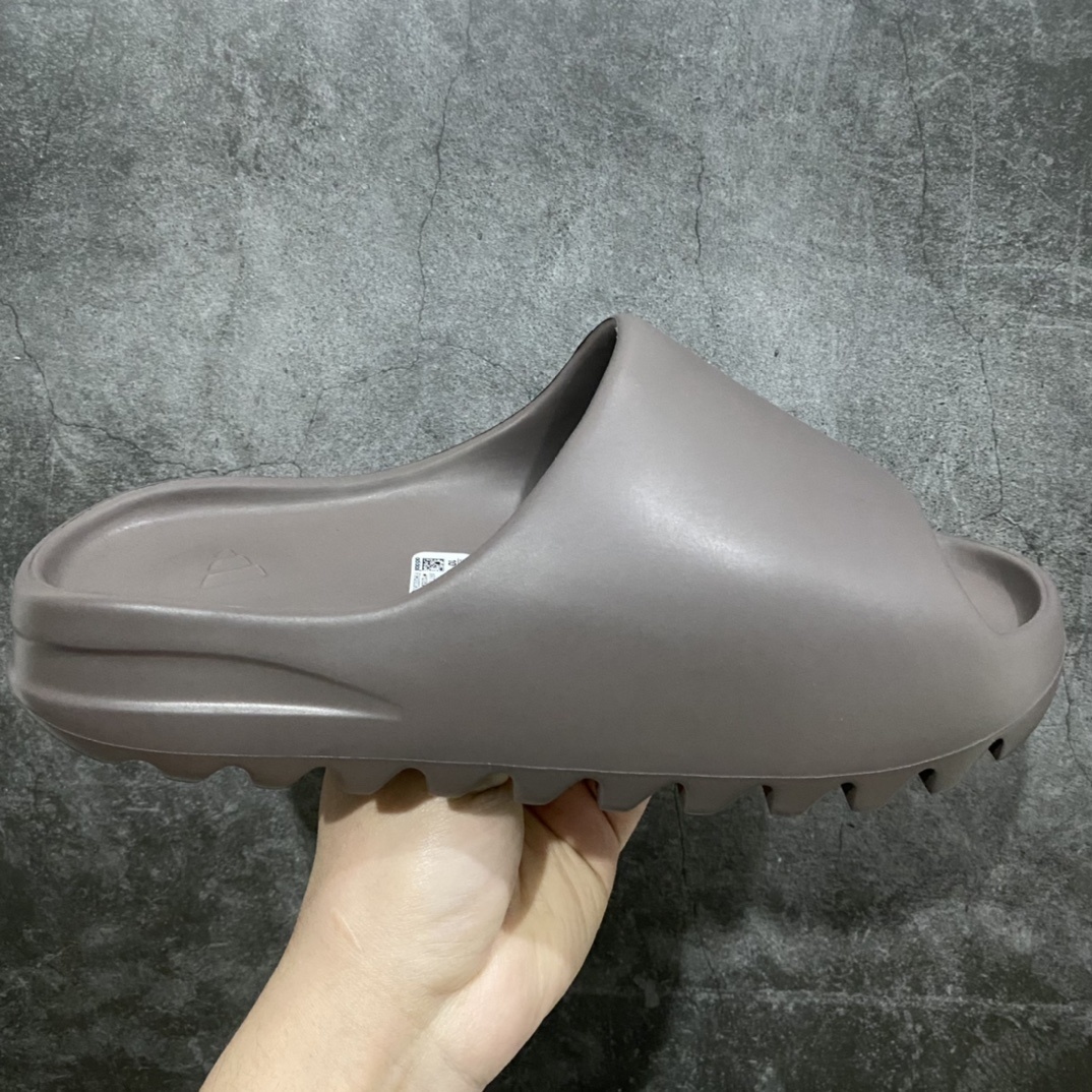 Adidas slippers T538021