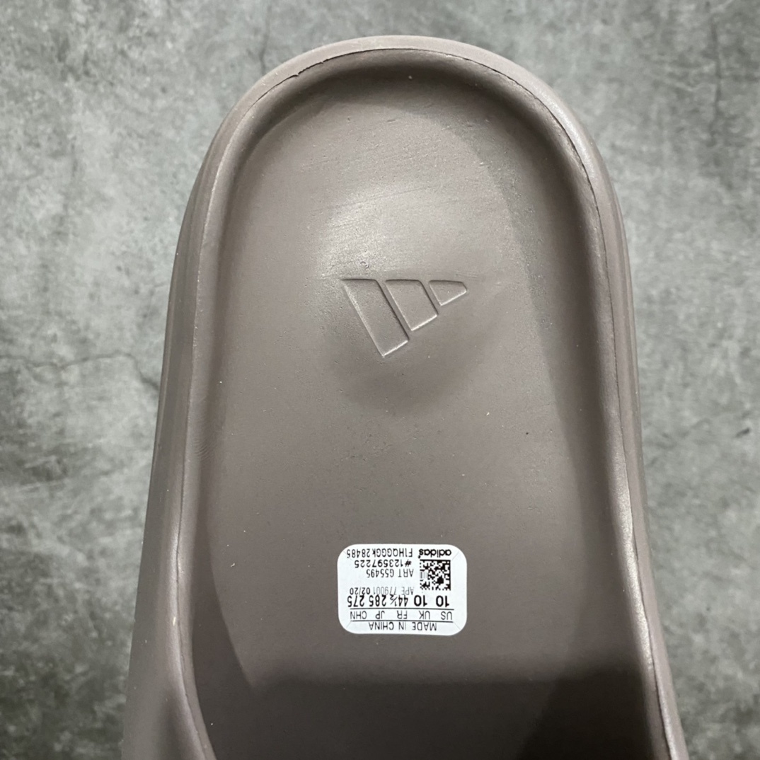 Adidas slippers T538021