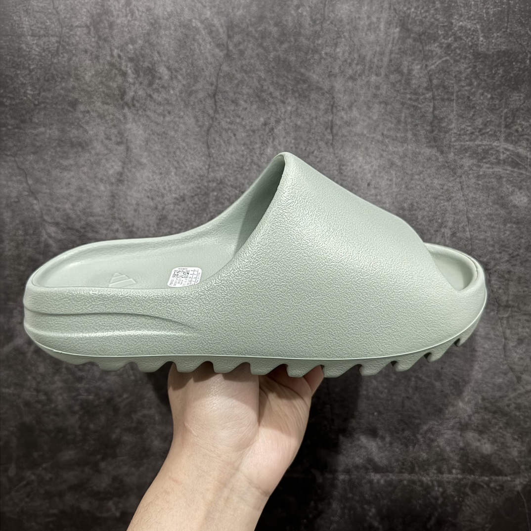 Adidas slippers T538023