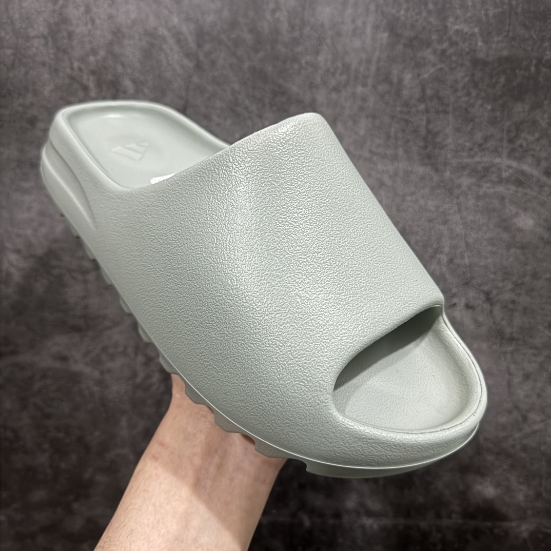 Adidas slippers T538023