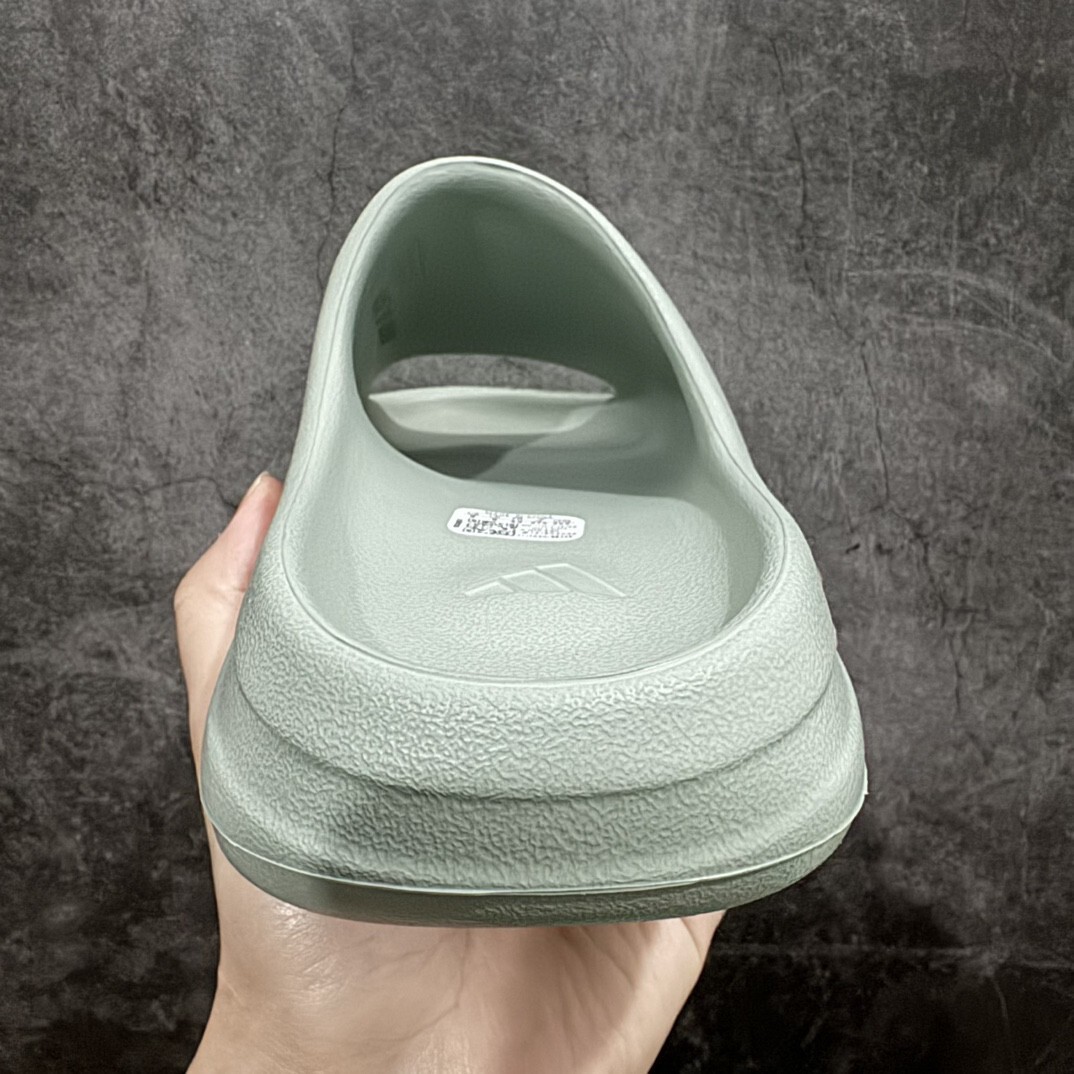 Adidas slippers T538023