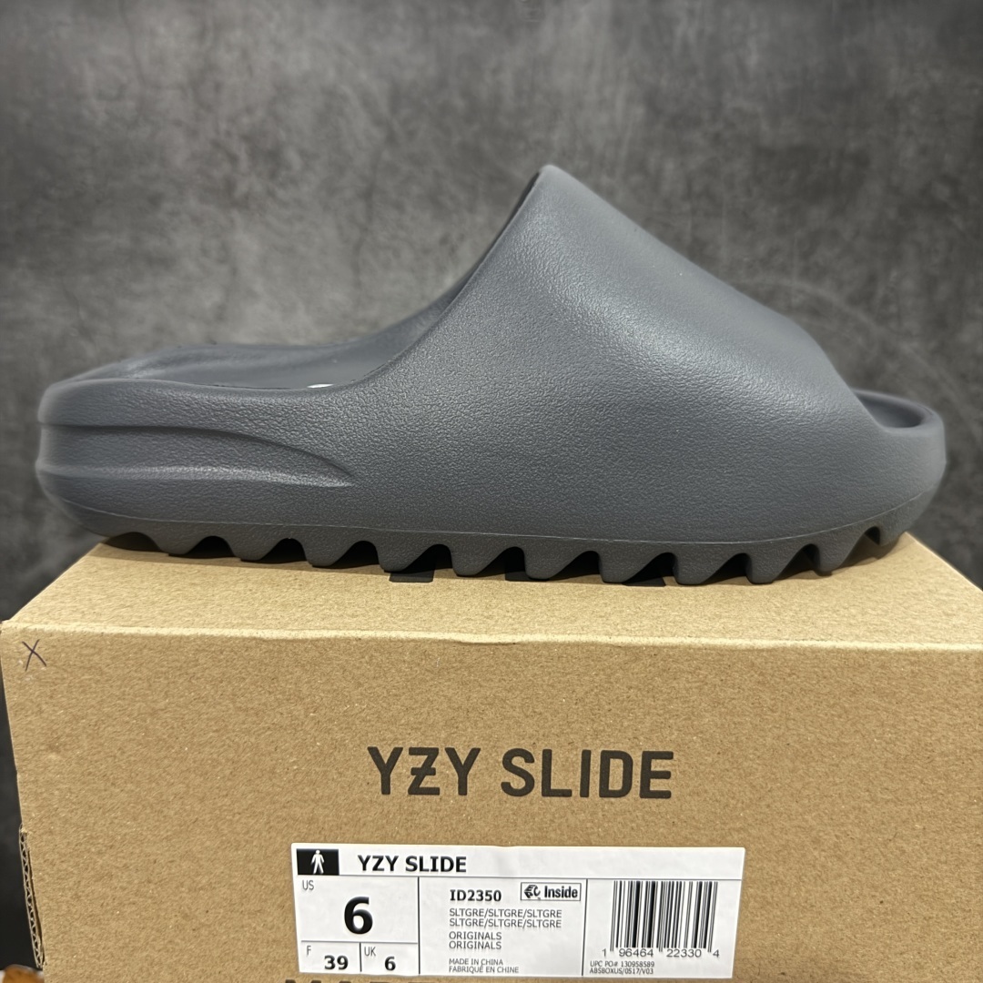 Adidas slippers T538024