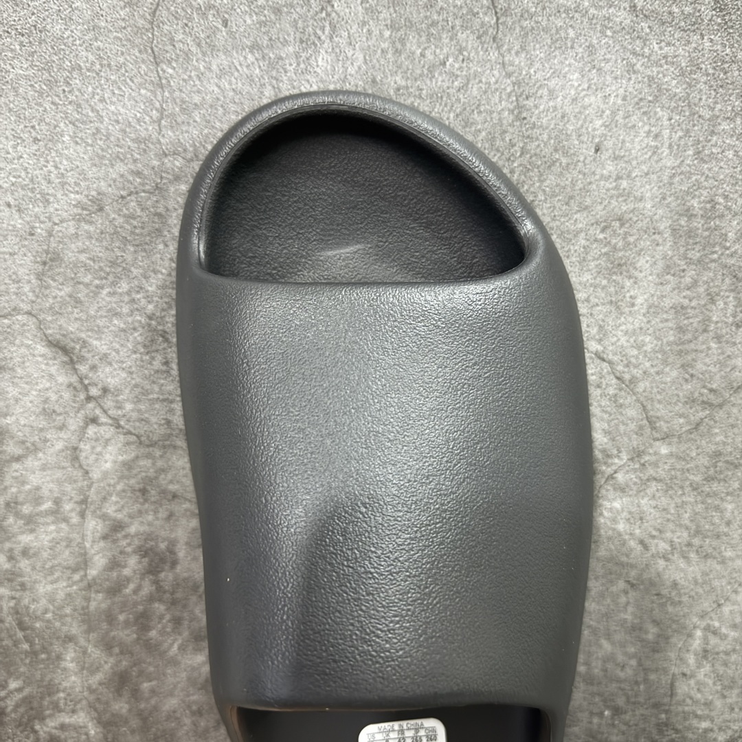 Adidas slippers T538026