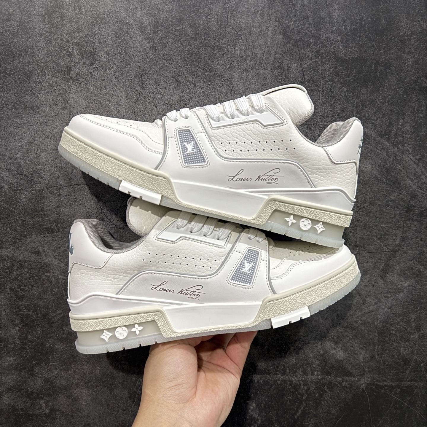 Louis Vuitton  Trainer Sneaker T538002