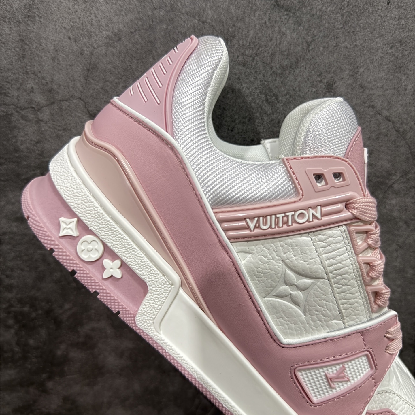 Louis Vuitton  Trainer Sneaker T538005