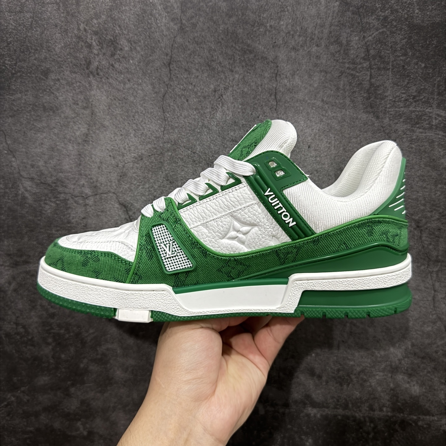 Louis Vuitton Trainer Sneaker T538009