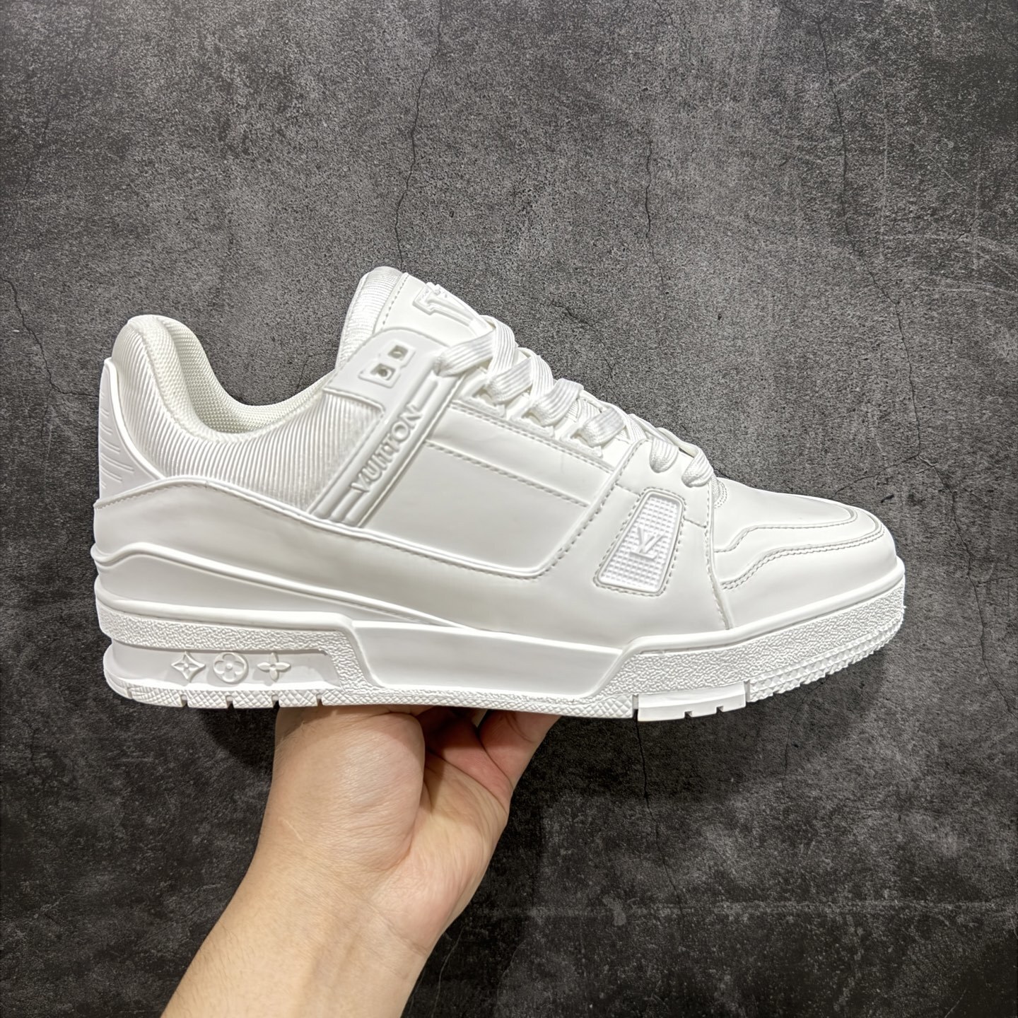 Louis Vuitton Trainer Sneaker T538008
