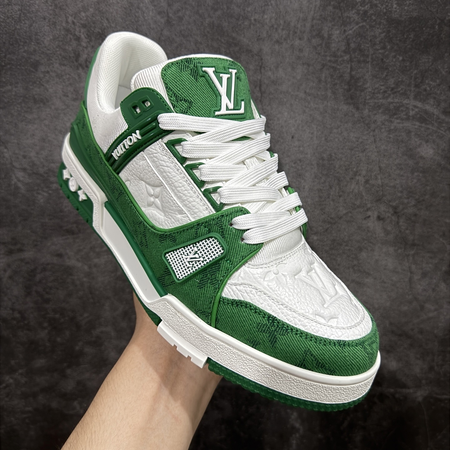 Louis Vuitton Trainer Sneaker T538009