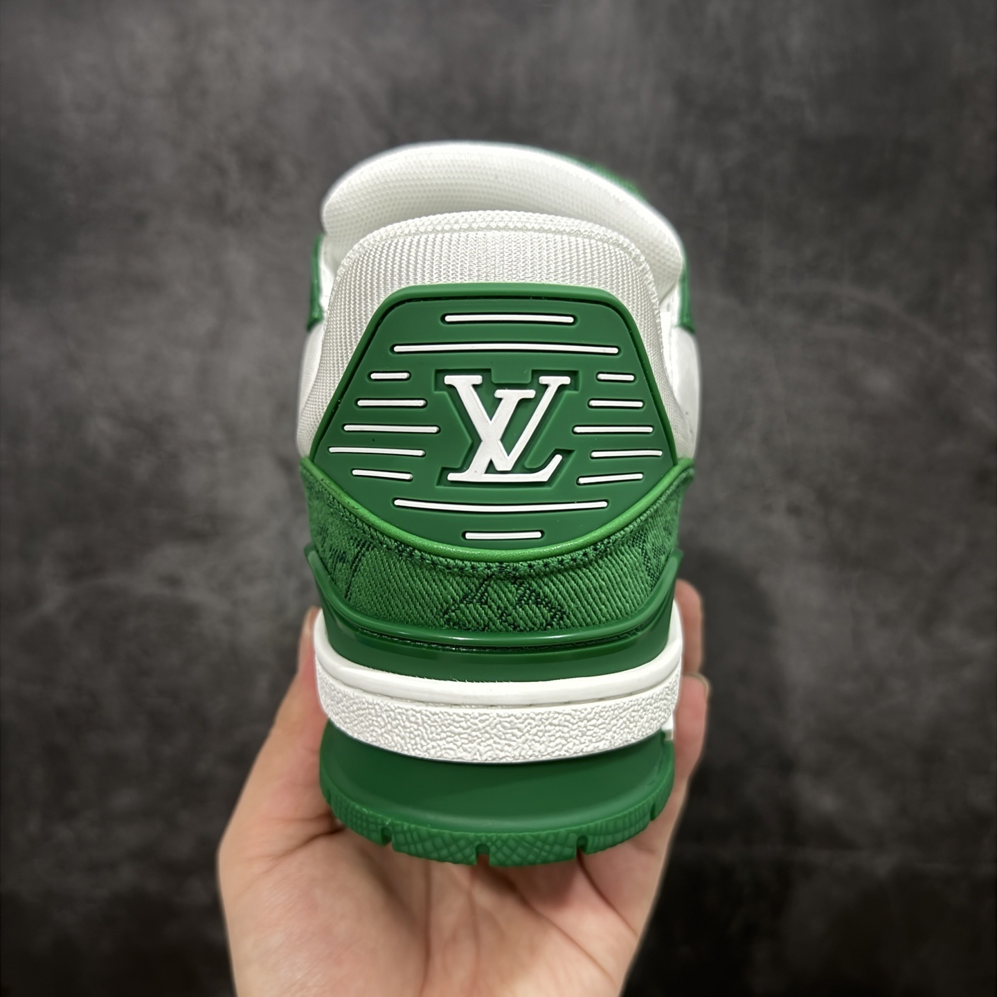 Louis Vuitton Trainer Sneaker T538009