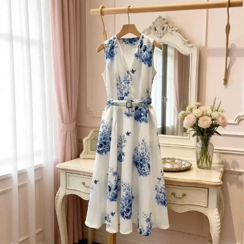 skirt  Seaside vacation blue and white printed long skirt