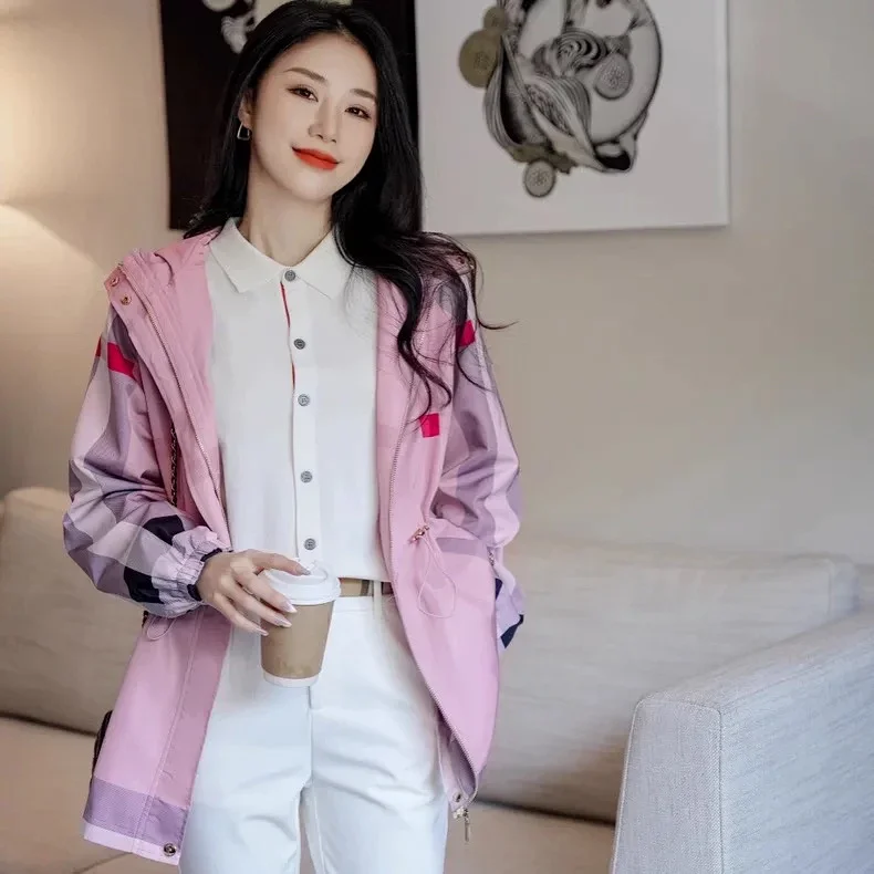 Burberry's light luxury 2026 spring new women's clothing high-end British trench coat hooded jacket