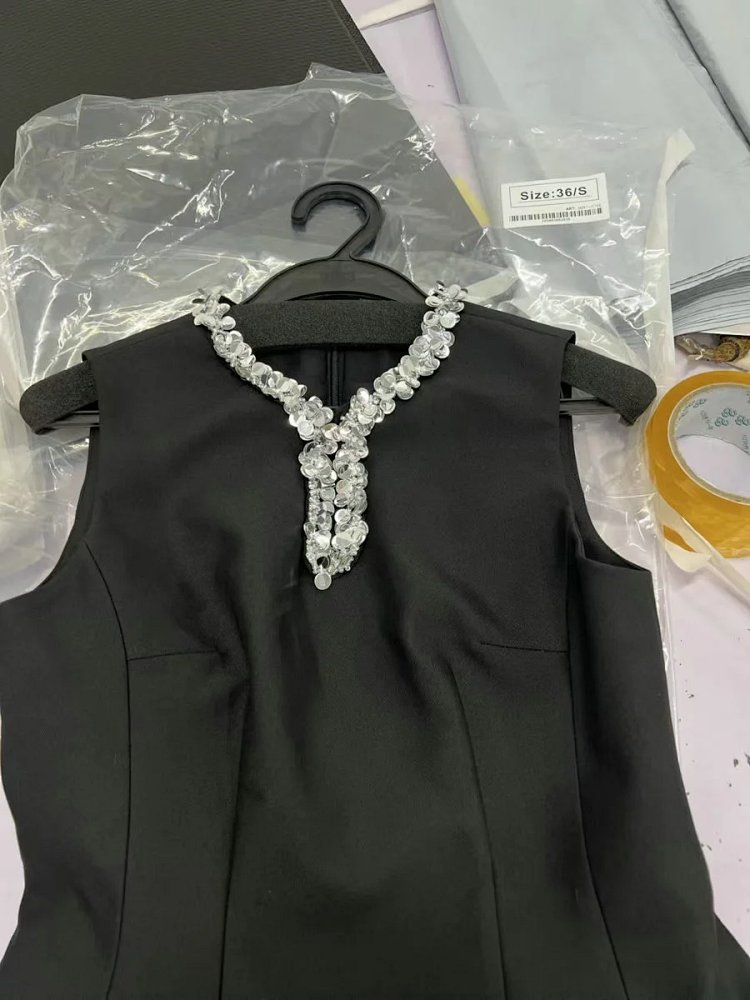 Temperament  skirt   socialite solid color sleeveless waist cinching slimming dress
