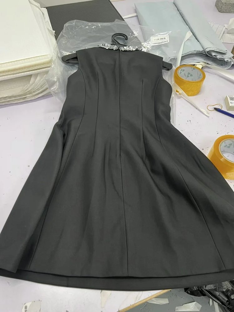 Temperament  skirt   socialite solid color sleeveless waist cinching slimming dress