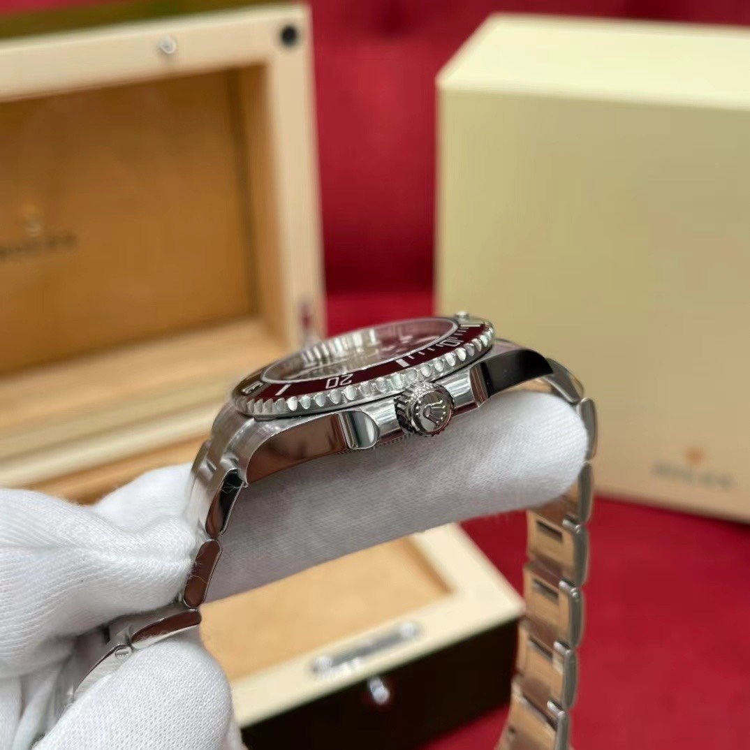 Rolex watch 124060-0001 | Surperbuy Spreadsheet