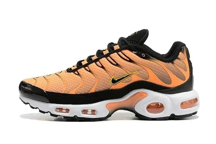 Max Plus TN (2)Casual sneakers