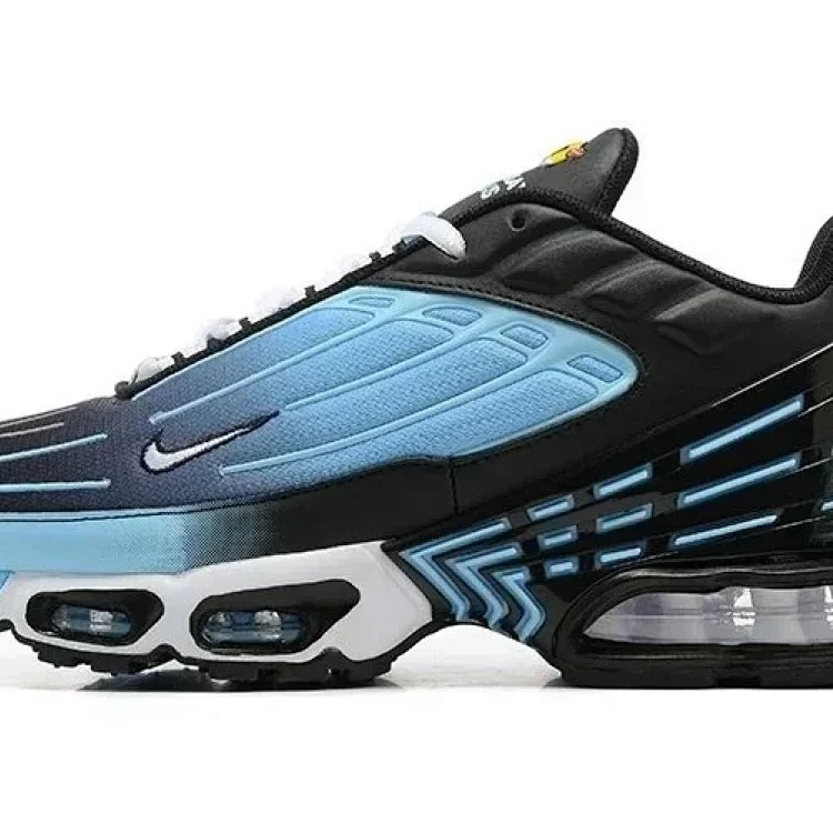 Max Plus 3 Casual Sneakers