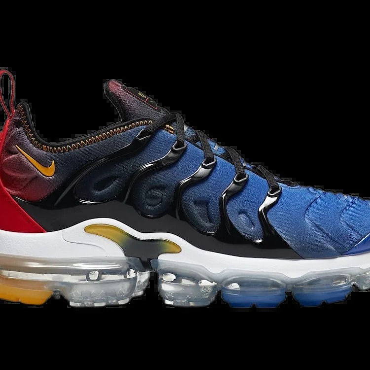 Plus (2) Casual Sneakers