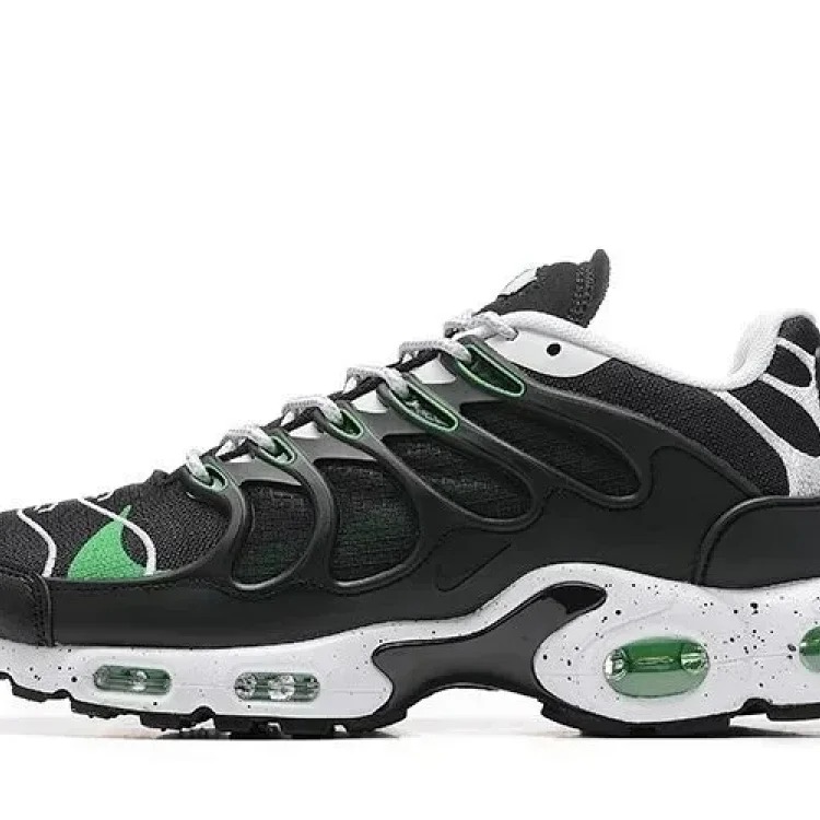 Max Terrascape Plus Casual Sneakers