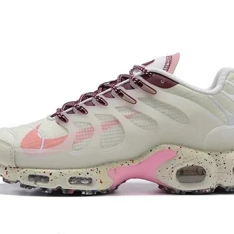Max Terrascape Plus Casual Sneakers