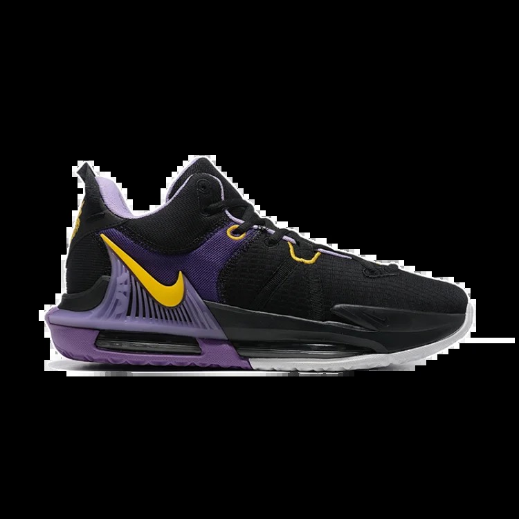 LeBron Witness 7Casual sneakers