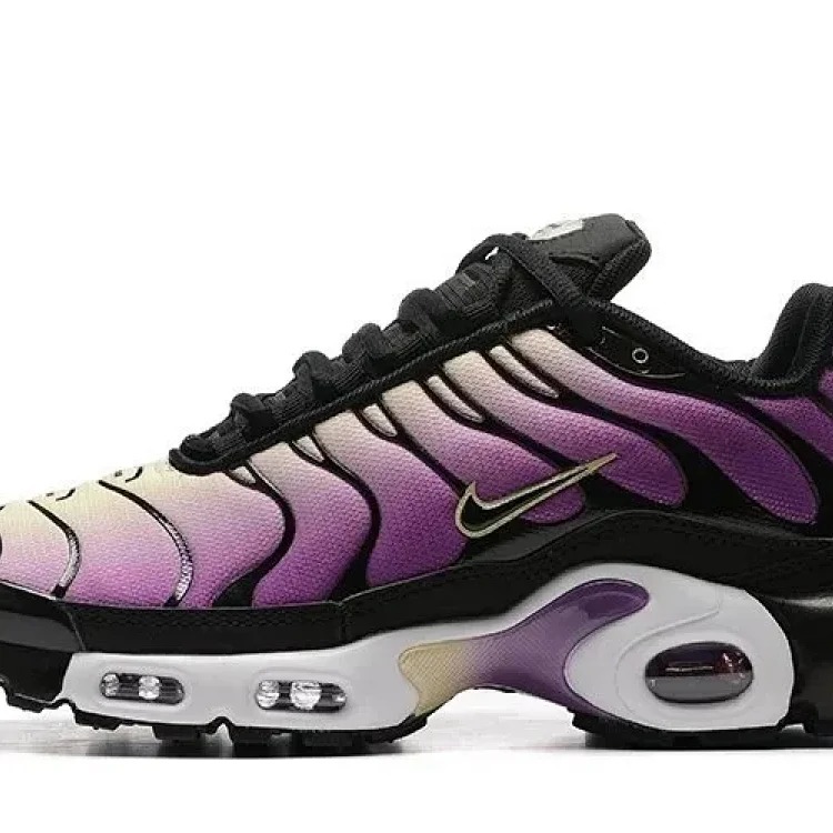 Max Plus TN (2) Casual Sneakers