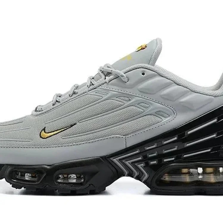 Max Plus 3 Casual Sneakers