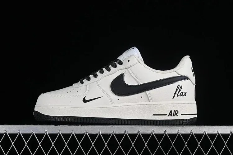 OG FORCE 1 07 LOW Casual sneakers
