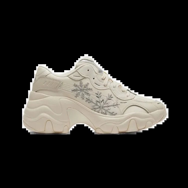 p**a old-fashioned shoesCasual sneakers