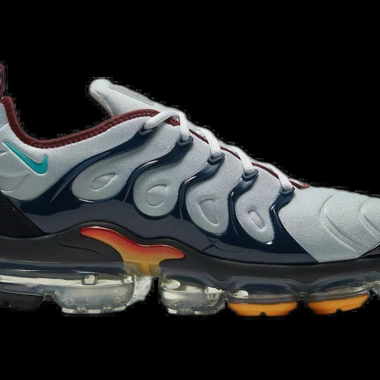 Plus (2) Casual Sneakers