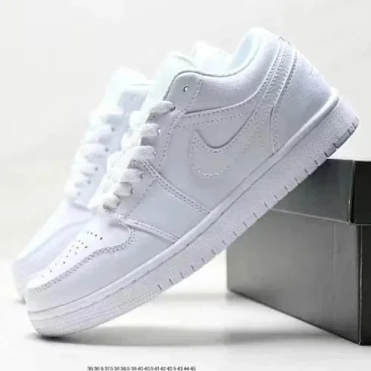 Youth Fashion Shoes ()