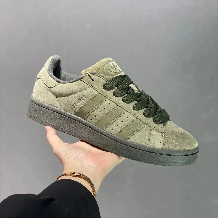 Casual Classic Vintage Sneakers HQ8708 1013