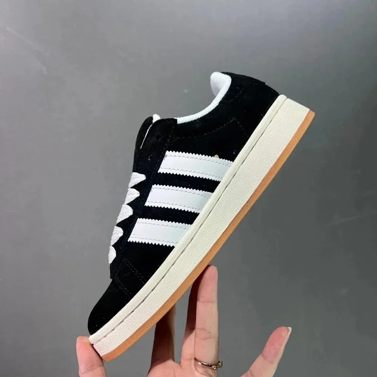 Casual Classic Vintage Sneakers HQ8708 1013