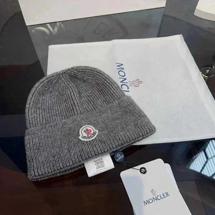 Autumn and Winter Fashion Joker Wool Hat