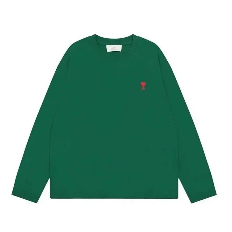 A fashionable sweatshirt