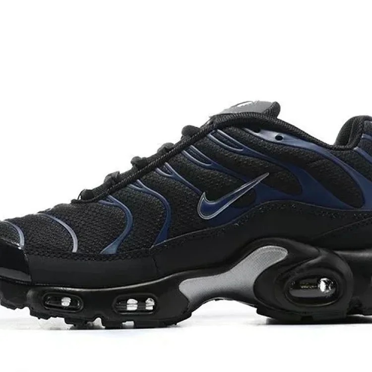 Max Plus TN Sneakers