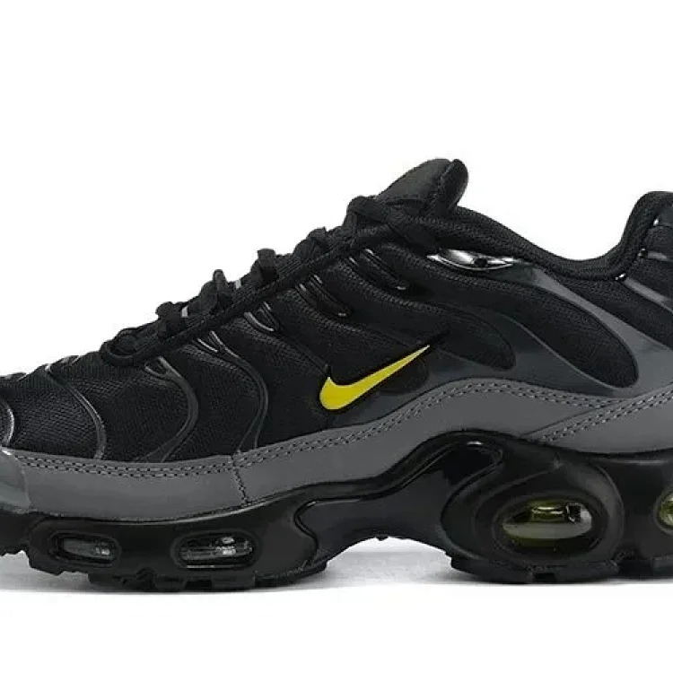 Max Plus TN Sneakers