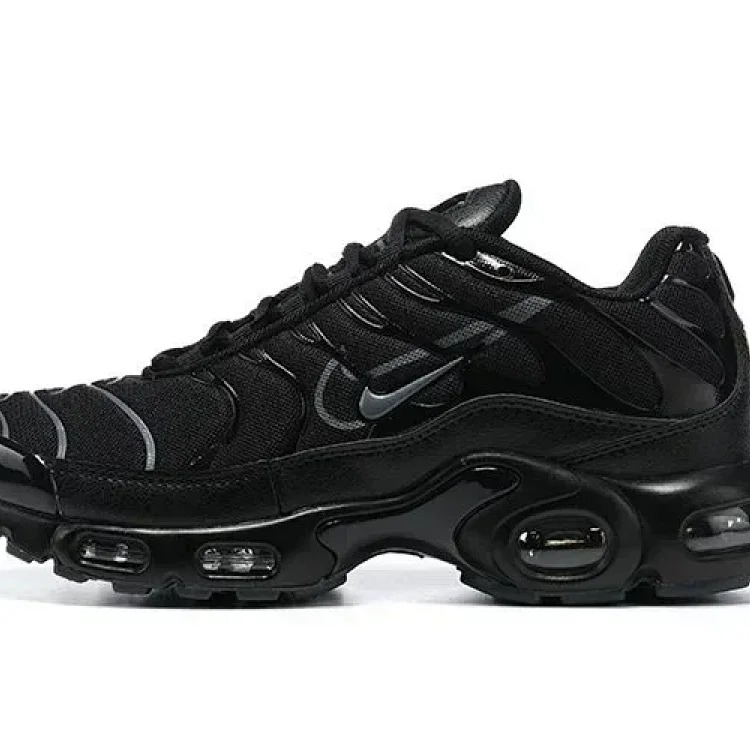 Max Plus TN Sneakers