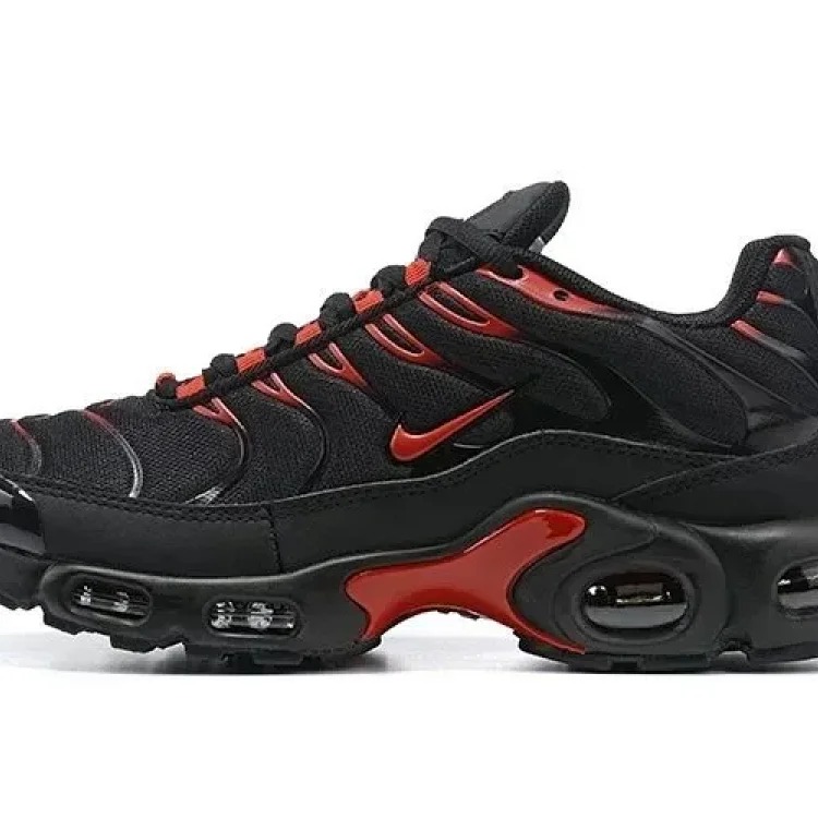 Max Plus TN Sneakers