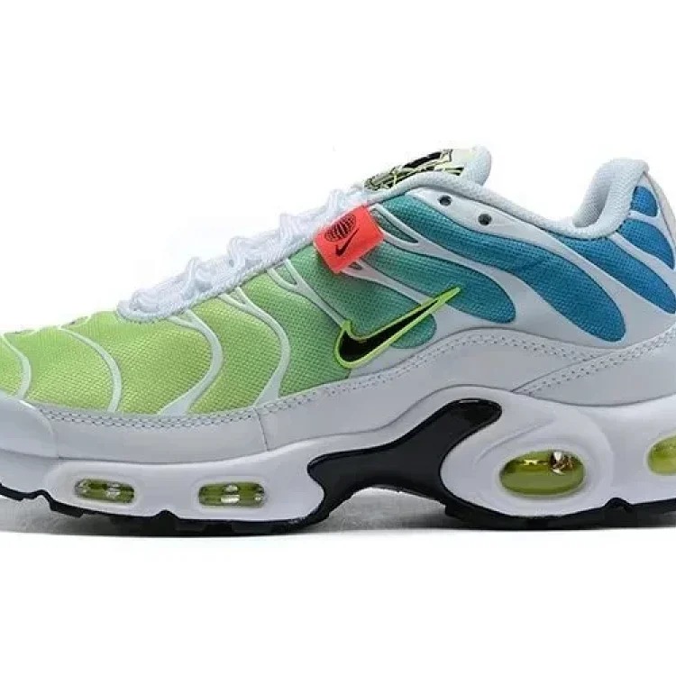 Max Plus TN Sneakers