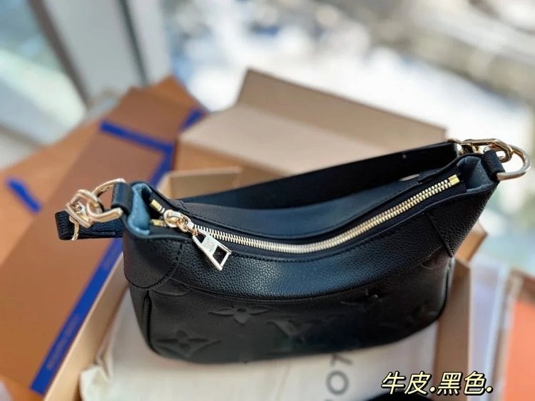 Louis Vuitton Underarm Bag Handheld Shoulder Cross Shoulder Leather Handbag